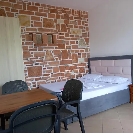 Apartment White Stone Apartment Ksamil