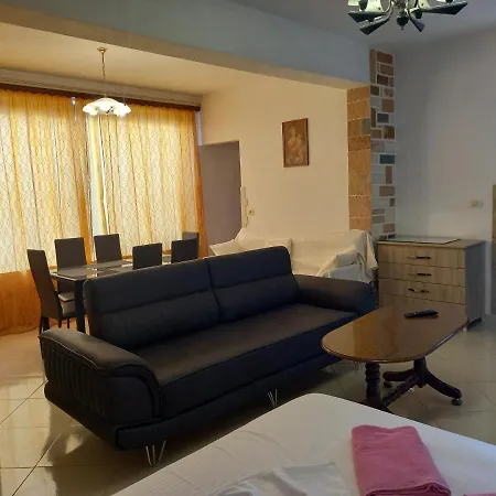 Apartment White Stone Apartment Ksamil