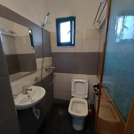 White Stone Apartment Apartment *