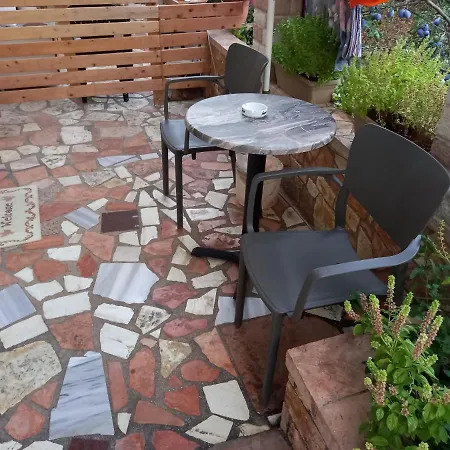 White Stone Apartment Apartment Ksamil